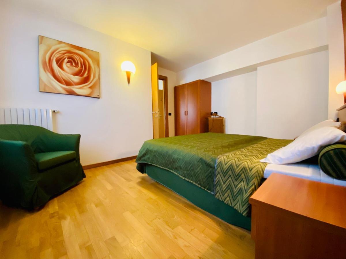 Residence Pizzo Scalino Киеза-ин-Вальмаленко Экстерьер фото