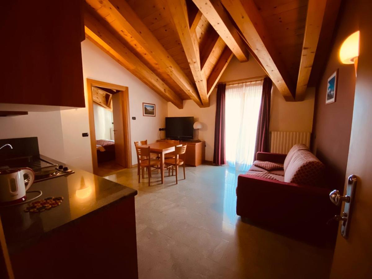 Residence Pizzo Scalino Киеза-ин-Вальмаленко Экстерьер фото