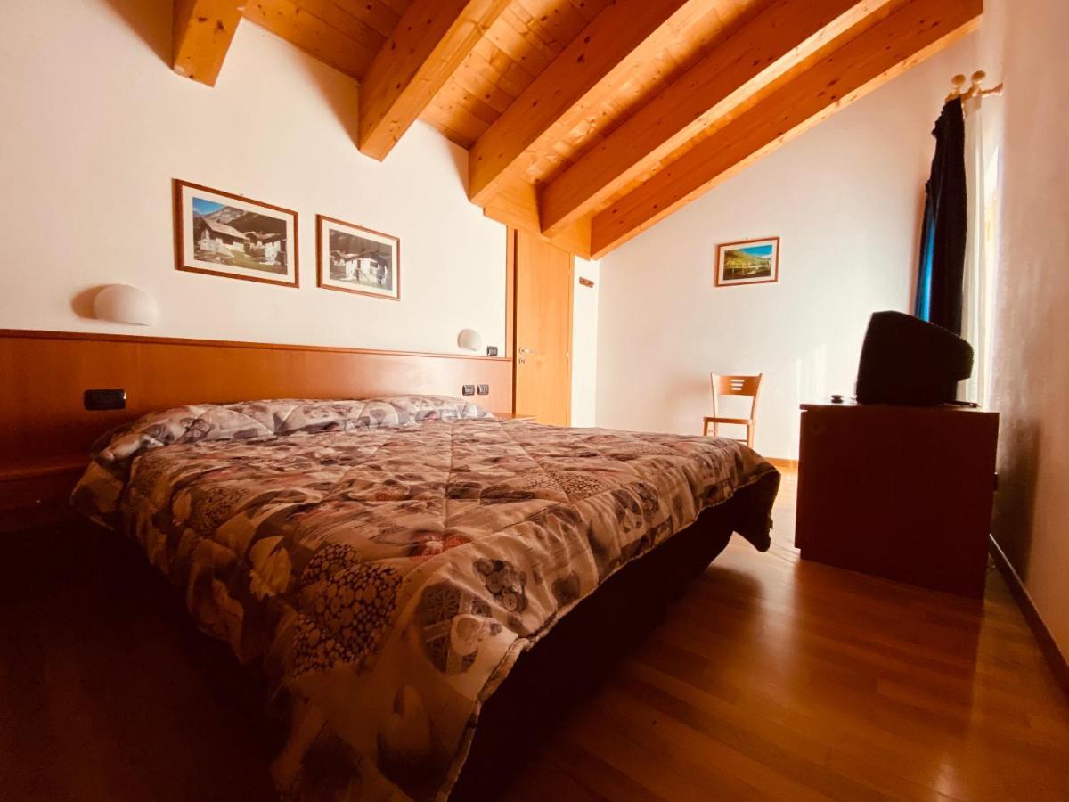 Residence Pizzo Scalino Киеза-ин-Вальмаленко Экстерьер фото