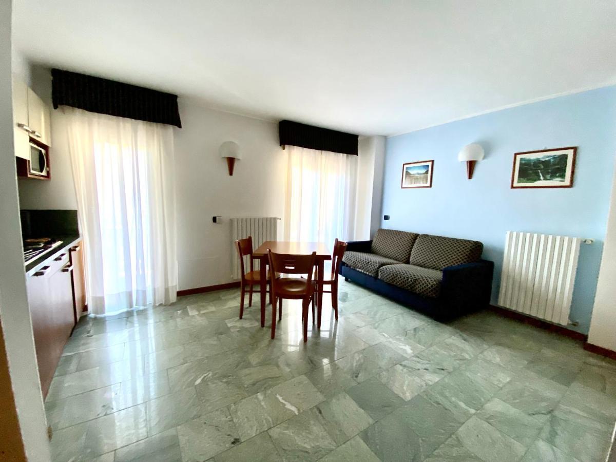 Residence Pizzo Scalino Киеза-ин-Вальмаленко Экстерьер фото