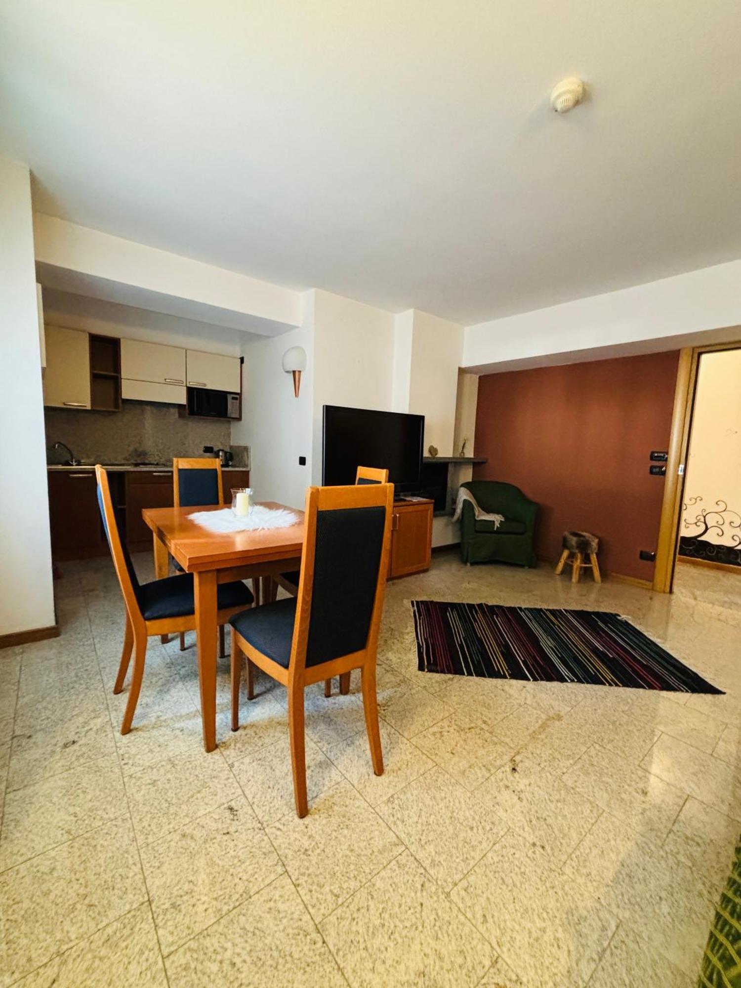 Residence Pizzo Scalino Киеза-ин-Вальмаленко Экстерьер фото